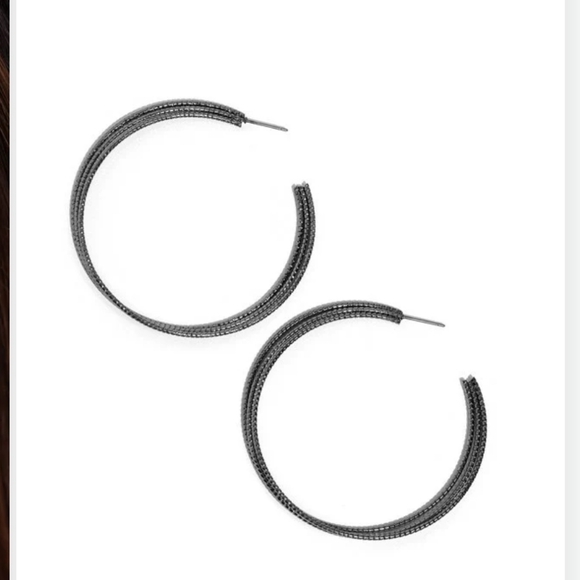 Candescent Curves Black Hoop Earrings Curves NEW - Picture 2 of 3